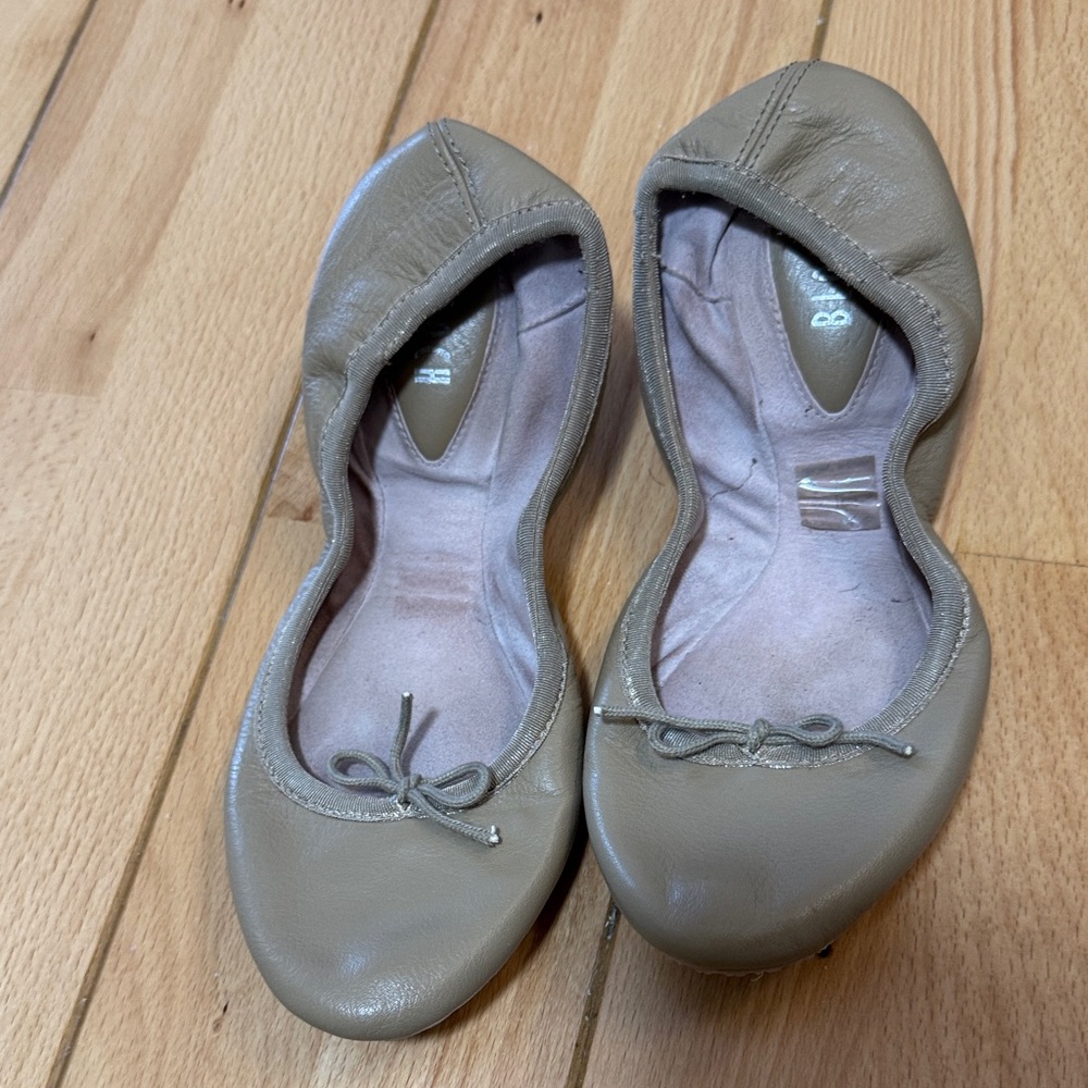 Bloch Beige Leather Ballet Flats